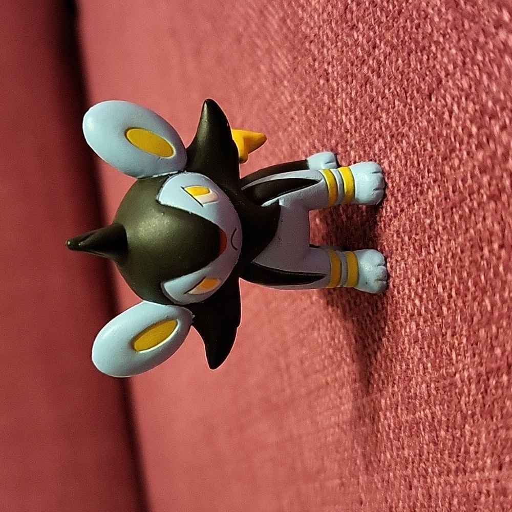 Luxio Pokemon Toy